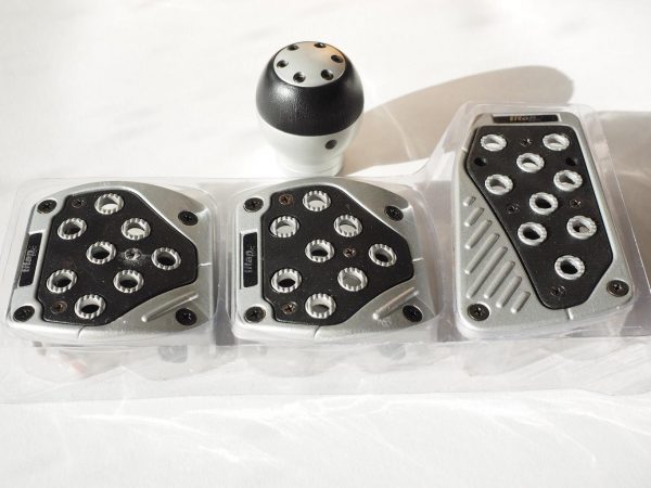 Black-silver shifter-pedals set - Image 3